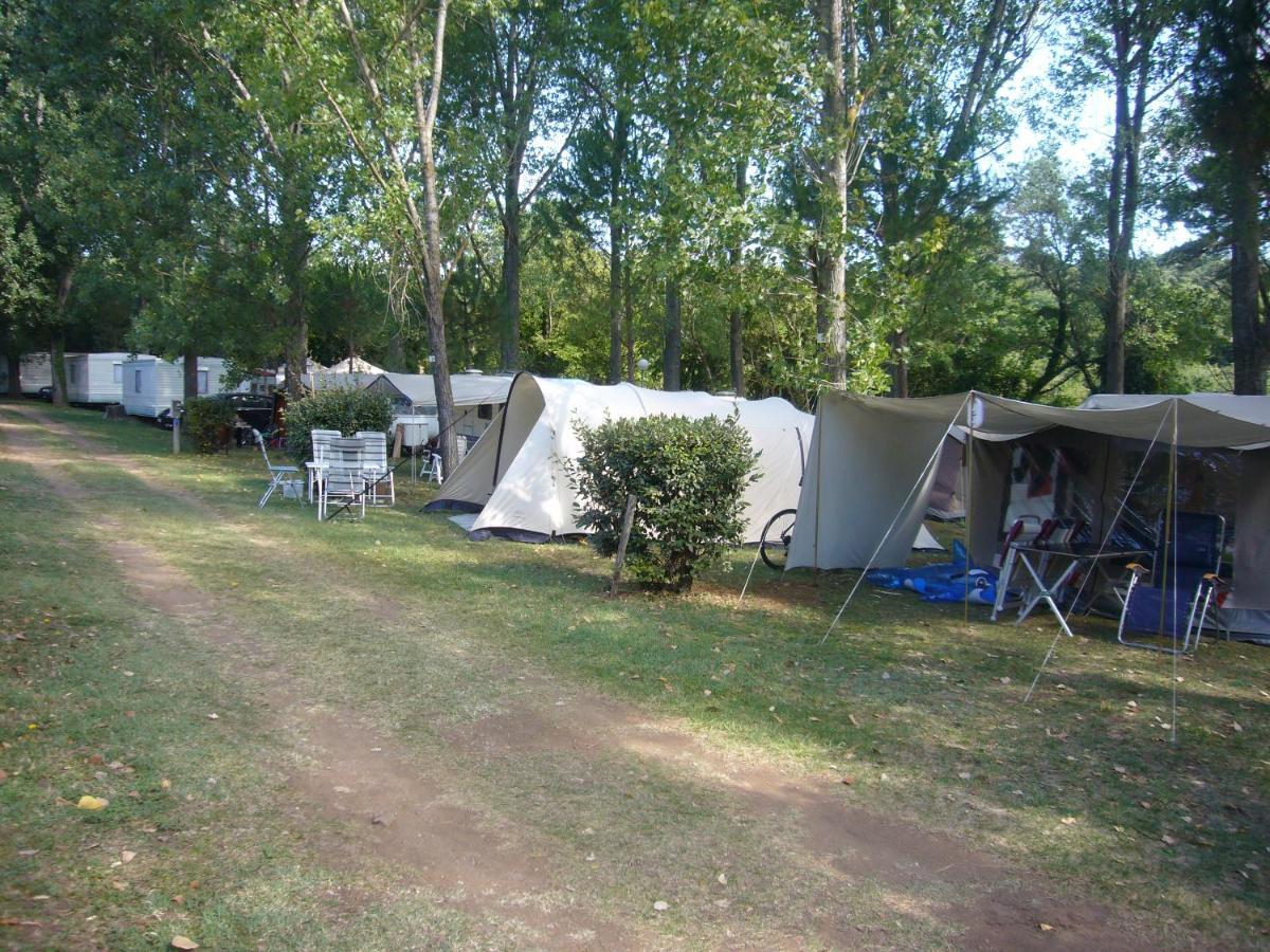 Camping De Graniers Monoblet ภายนอก รูปภาพ